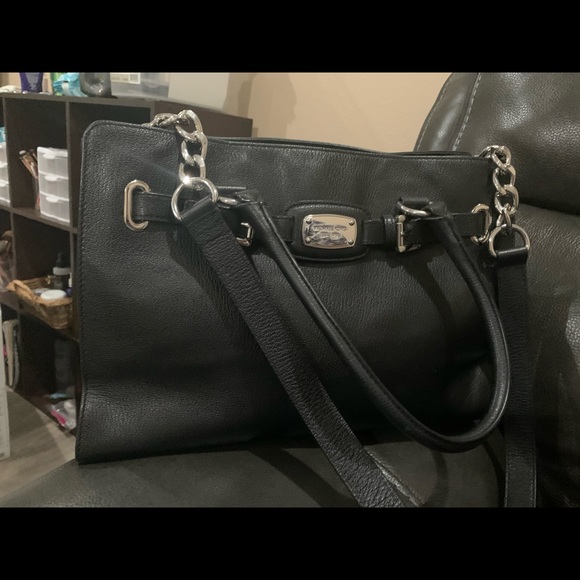 🖤🤍Michael Kors Satchel 🤍🖤 - Picture 2 of 8